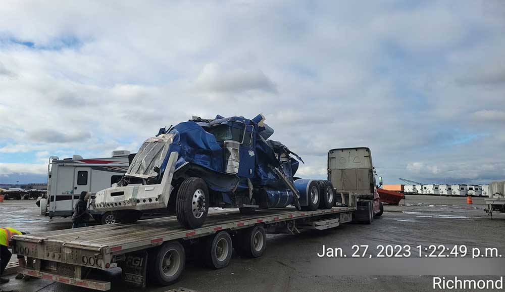 semi truck tow near me